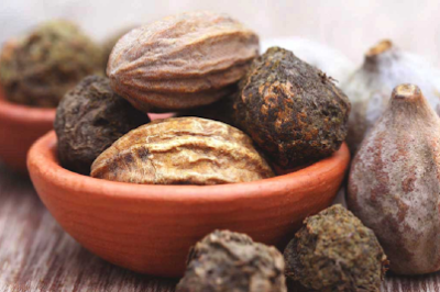 Triphala for Menopause: Ayurvedic Uses, Side Effects & Dosage for Weight & Hormonal Balance