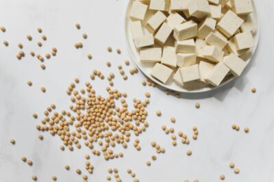 Soy Isoflavones for Menopause: Plant-Based Hormonal Support for Menopause Symptoms