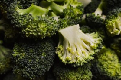 Sulforaphane for Menopause: Uses & Dosage of Antioxidant for Blood Sugar & Weight Management